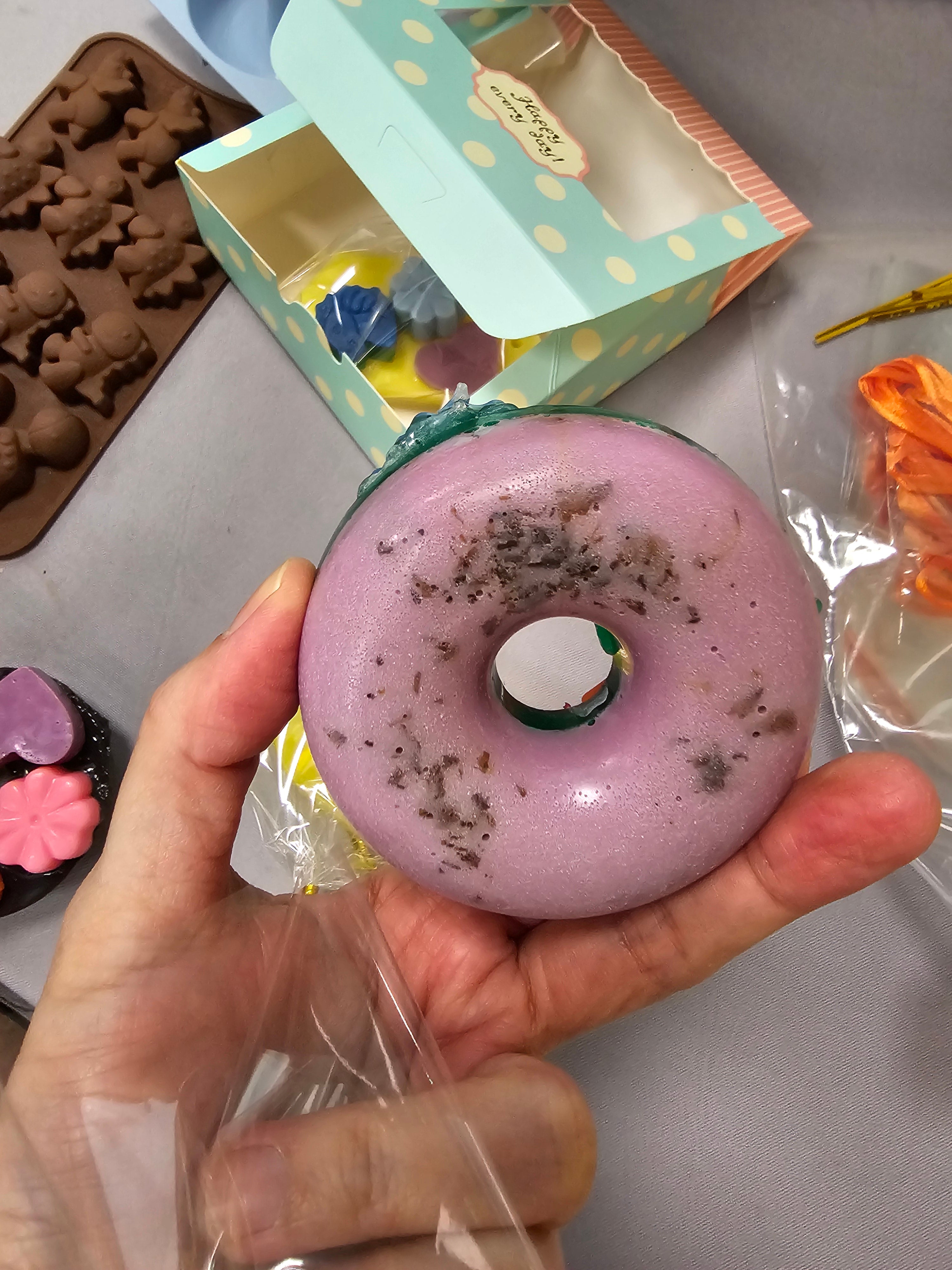 Melt and Pour soap making workshop for children