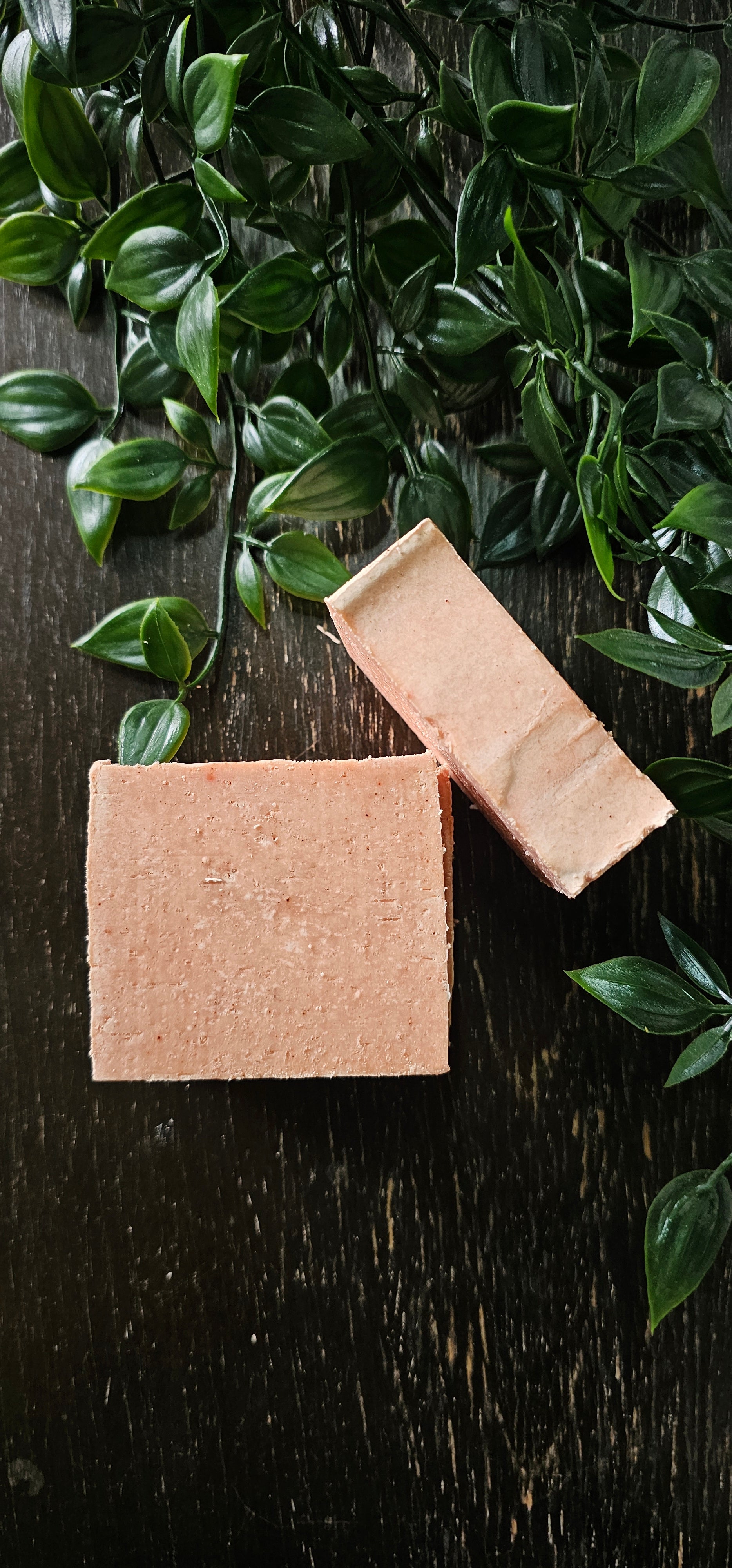 Rhubarb Himalayan Salt soap bar [Unscented]
